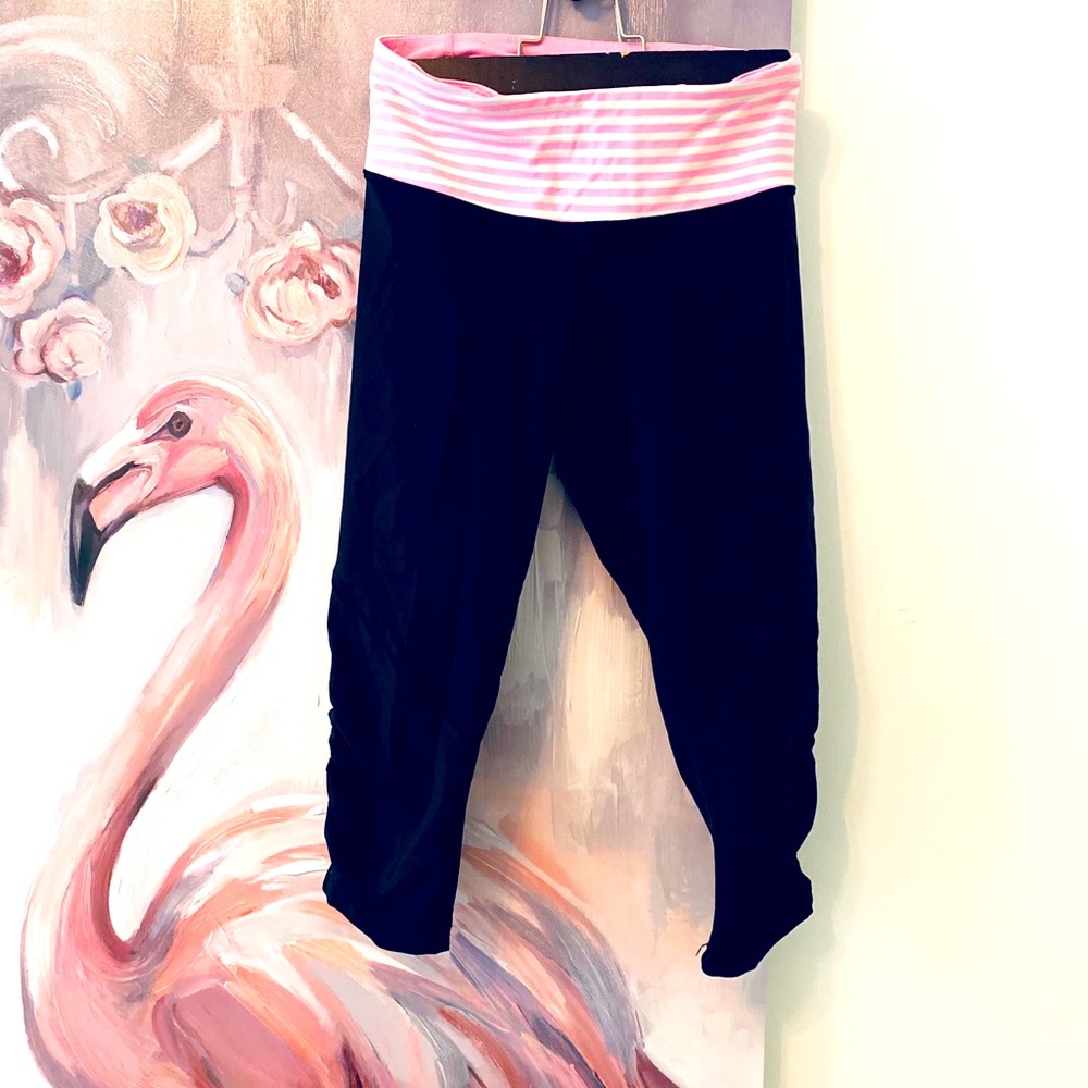 LULULEMON “Run For Your Life Crop” Leggings